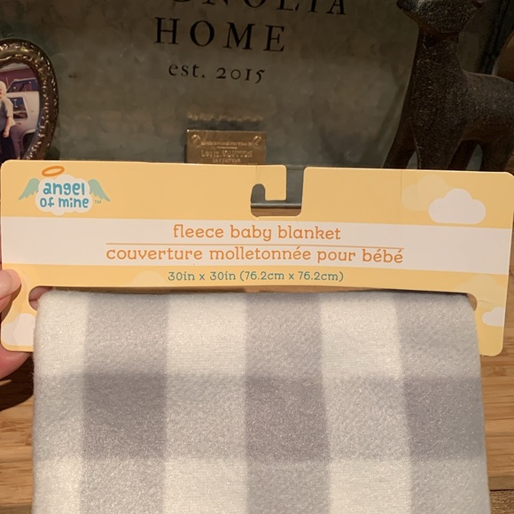 Fleece baby blanket - Picture 2 of 3